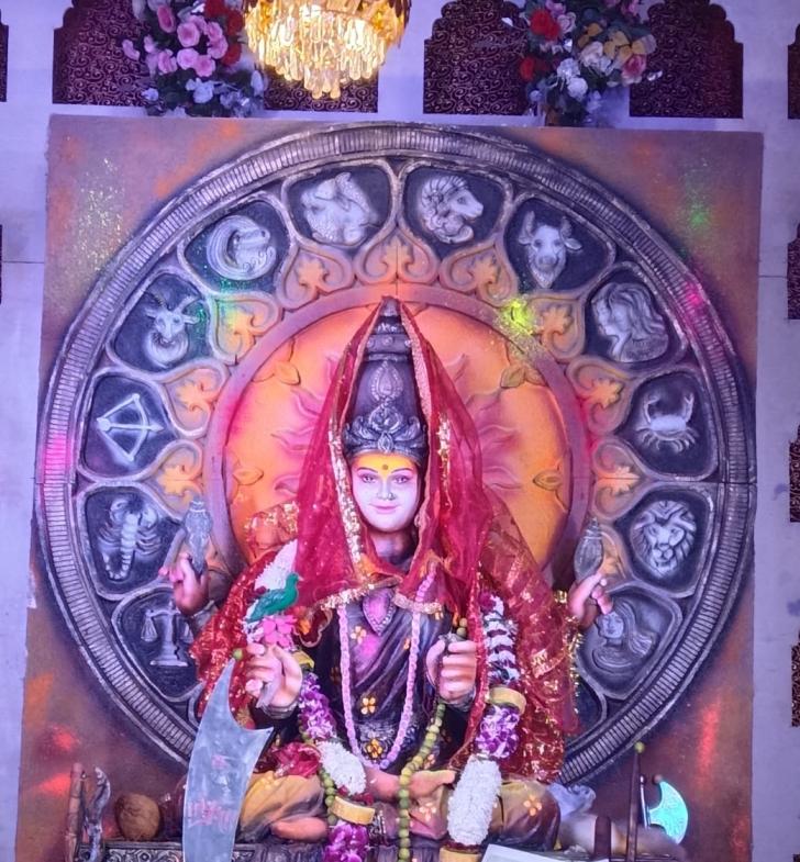 Shardiya Navratri 2024: रायपुर में विराजित माँ दुर्गा की एक झलक: Jai Durga Maa: Durga Devi: Maa Durga, 